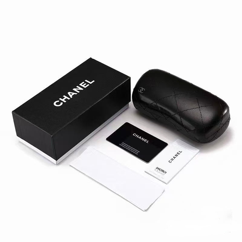 Box and accessories